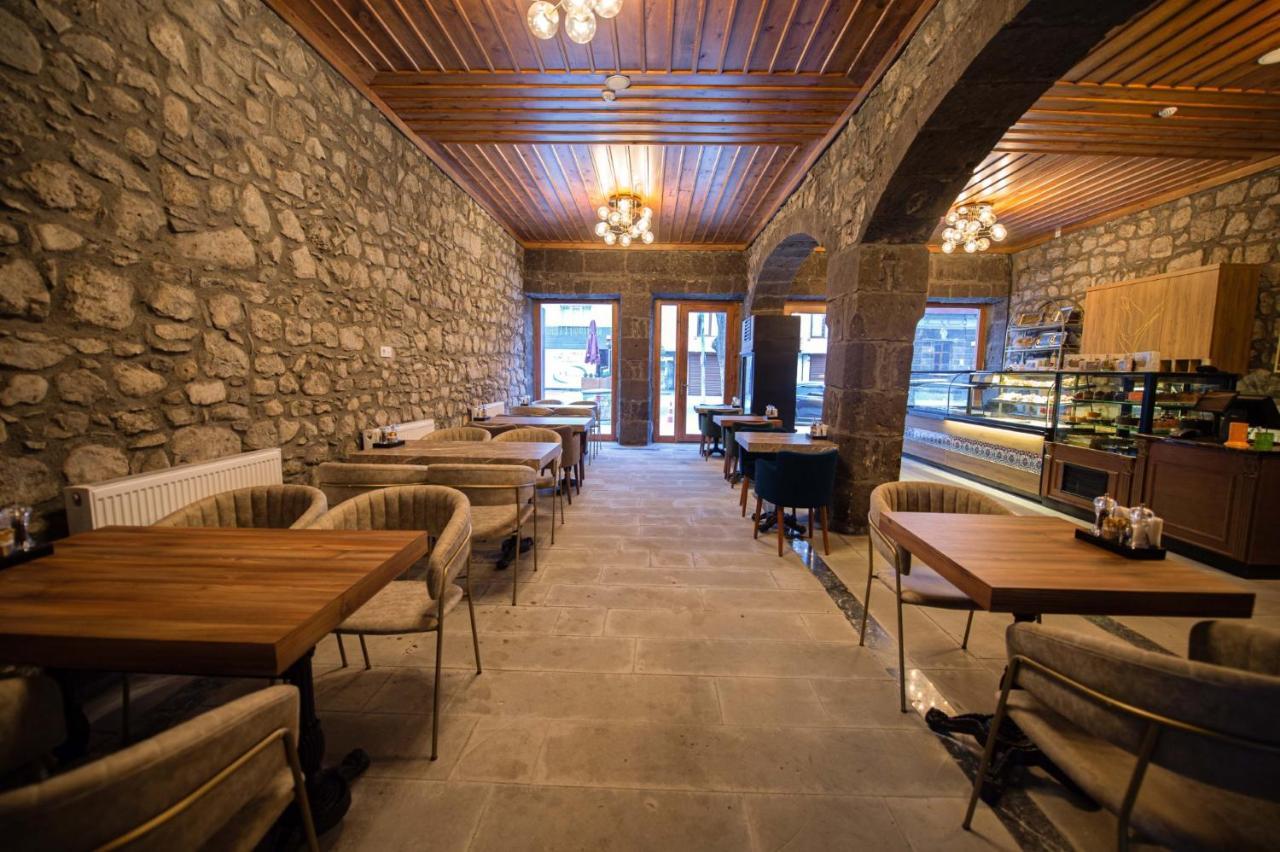 Ahiska Palas Otel Kars Zewnętrze zdjęcie