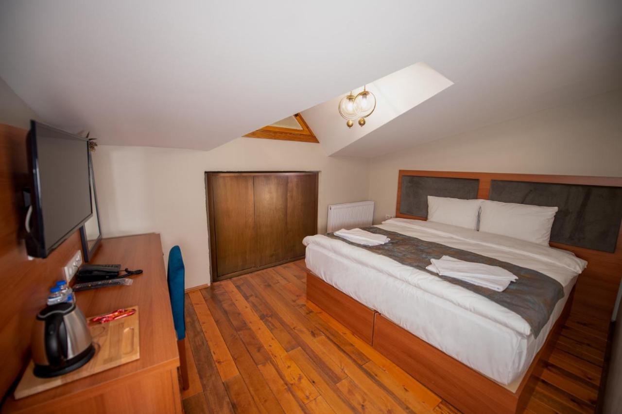 Ahiska Palas Otel Kars Zewnętrze zdjęcie