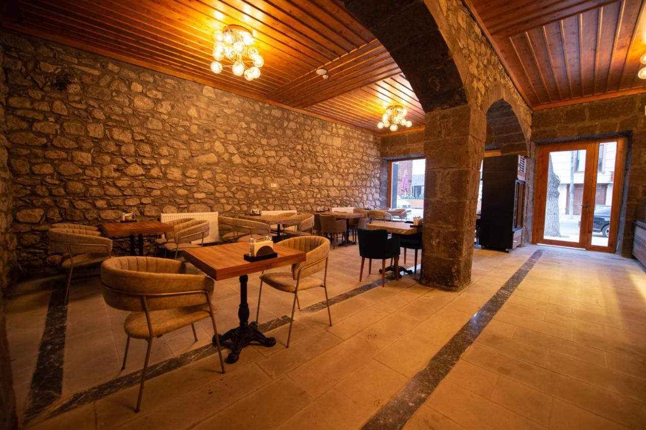 Ahiska Palas Otel Kars Zewnętrze zdjęcie